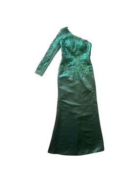 One-Shoulder Emerald Green Embroidered Evening Gown